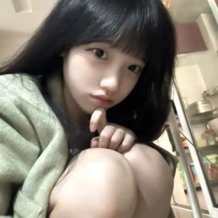 拉. 拉